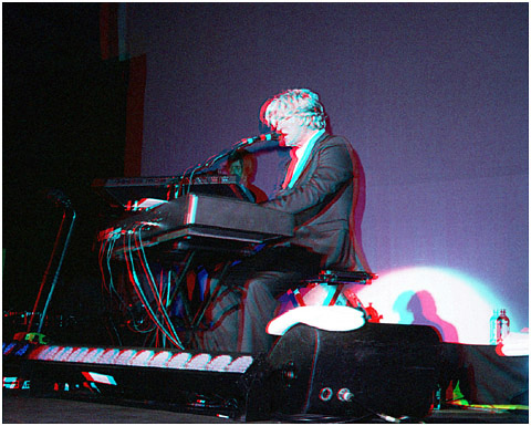 Tim Finn playing Piano. 3-D Photography by Marc Dawson.